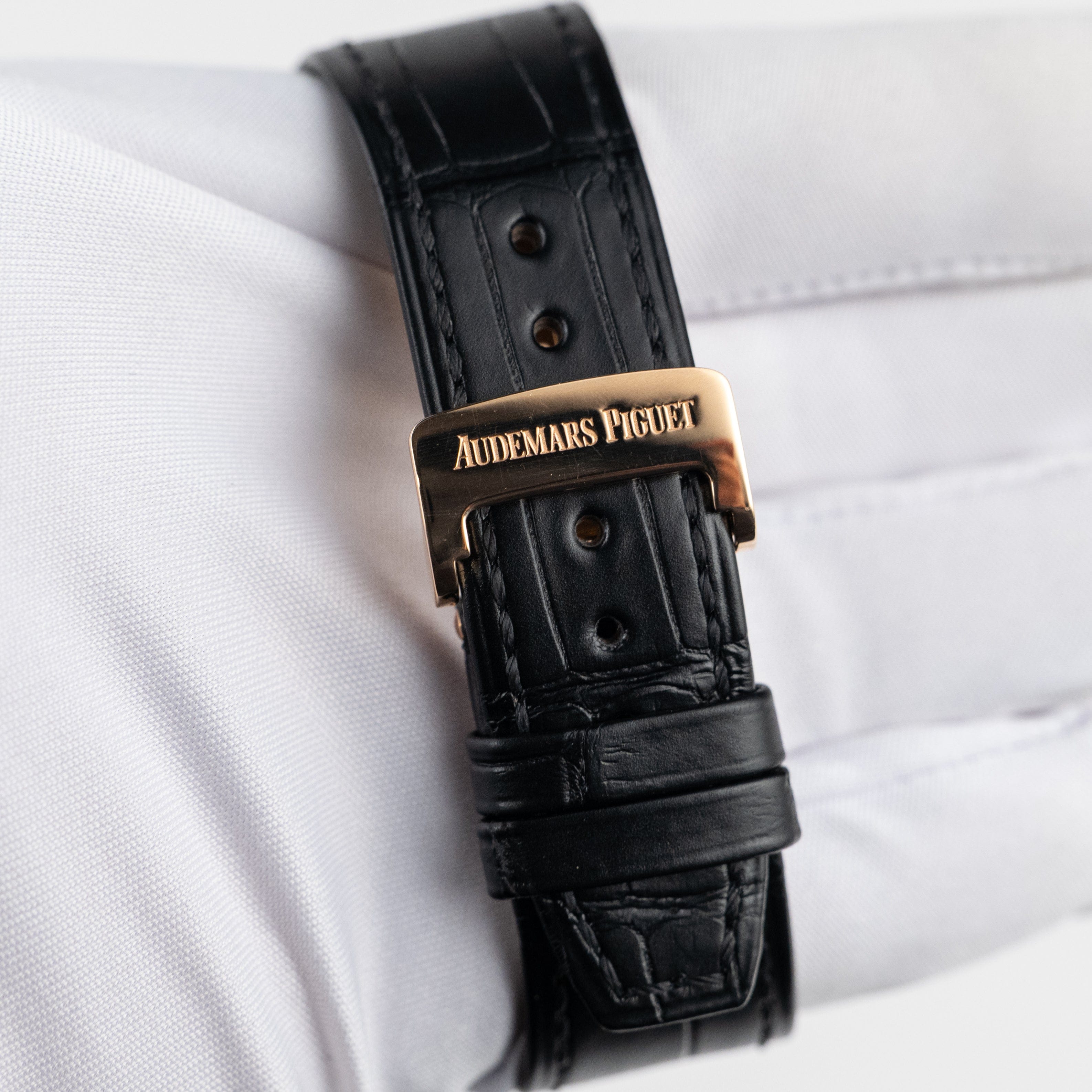 Lorin x A Royal Oak Rose Gold Black
