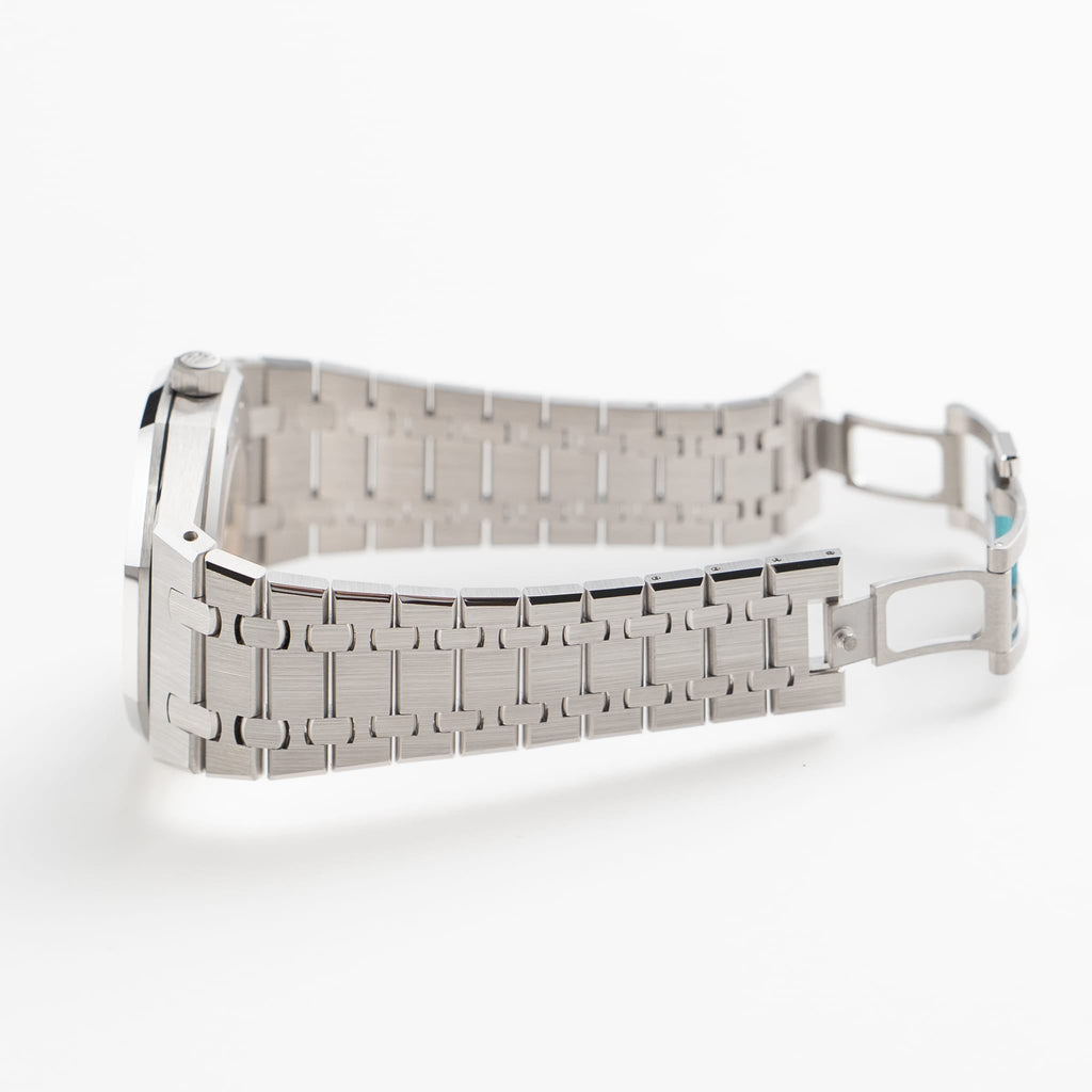 Lorin x A Royal Oak White Gold Rainbow Sapphires