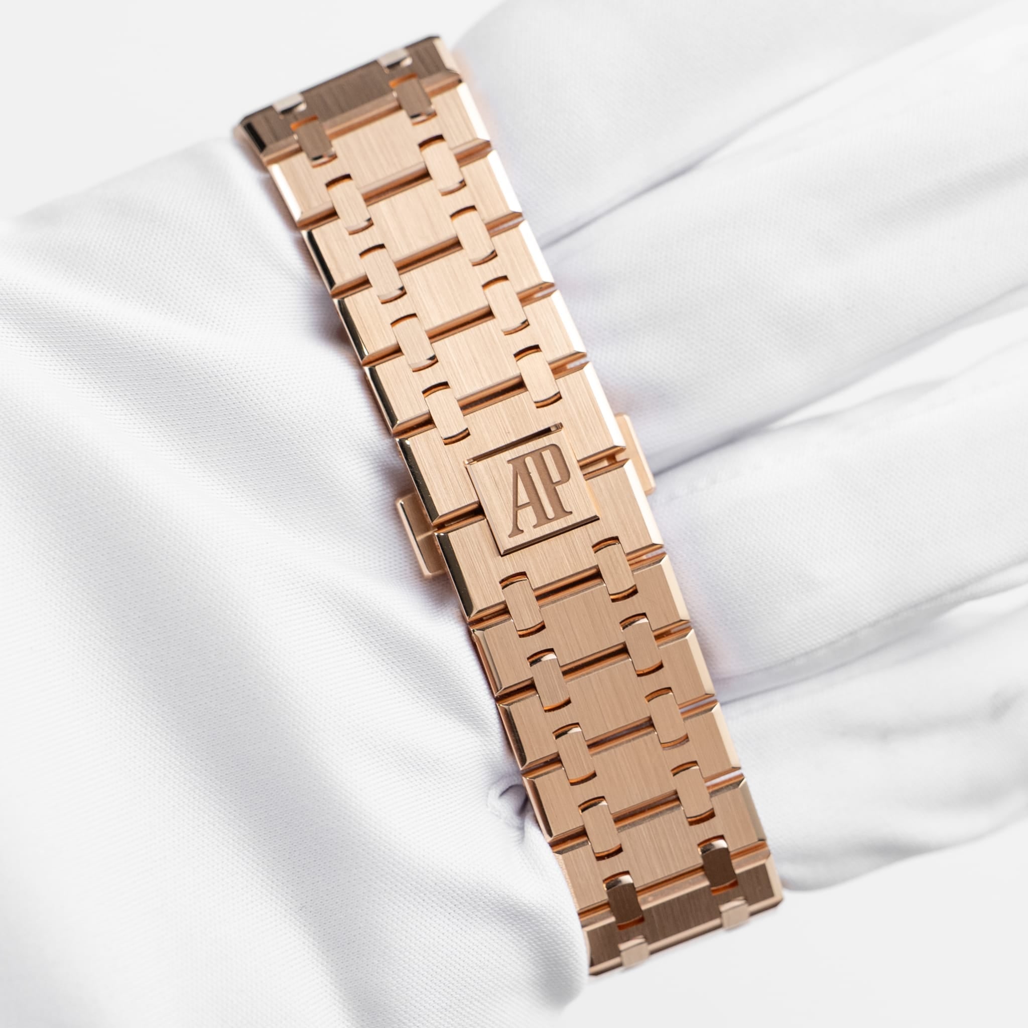 Lorin x A Royal Oak Rose Gold Rainbow Sapphires