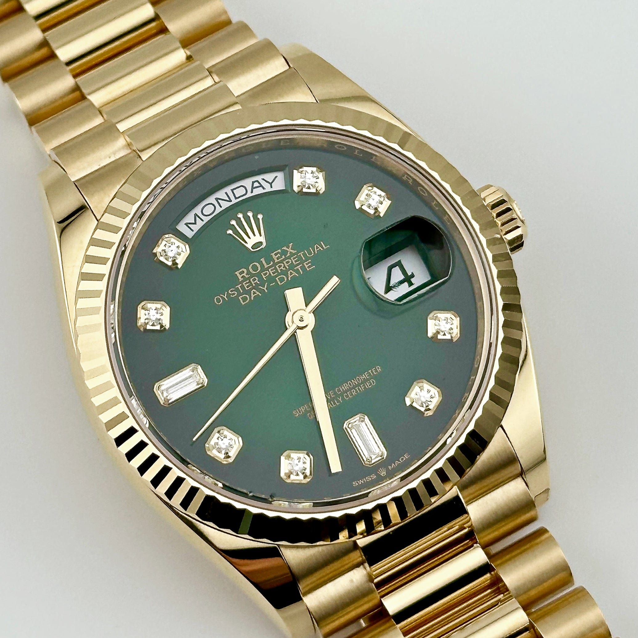 Lorin Daydate 238 36mm Yellow Gold Green