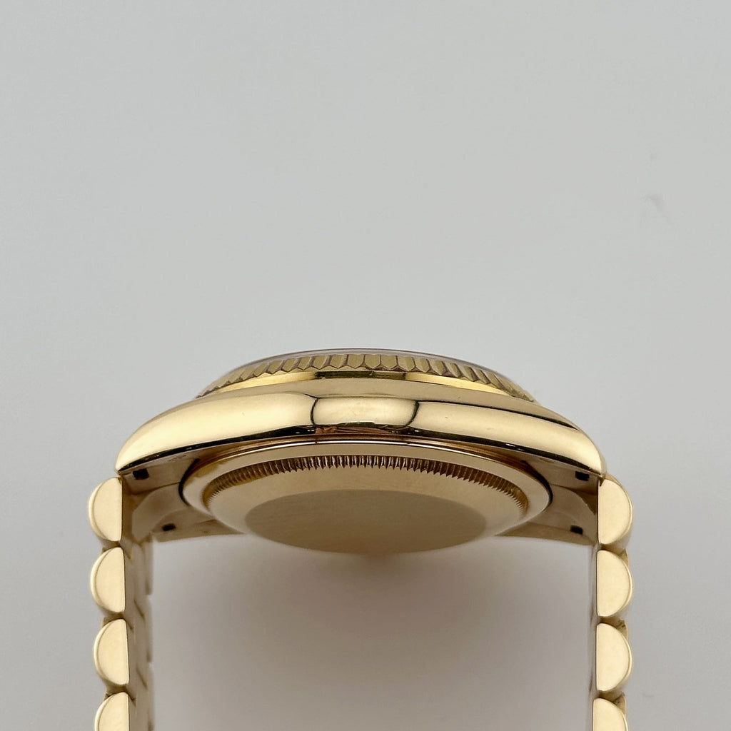 Lorin Daydate 238 36mm Yellow Gold Black