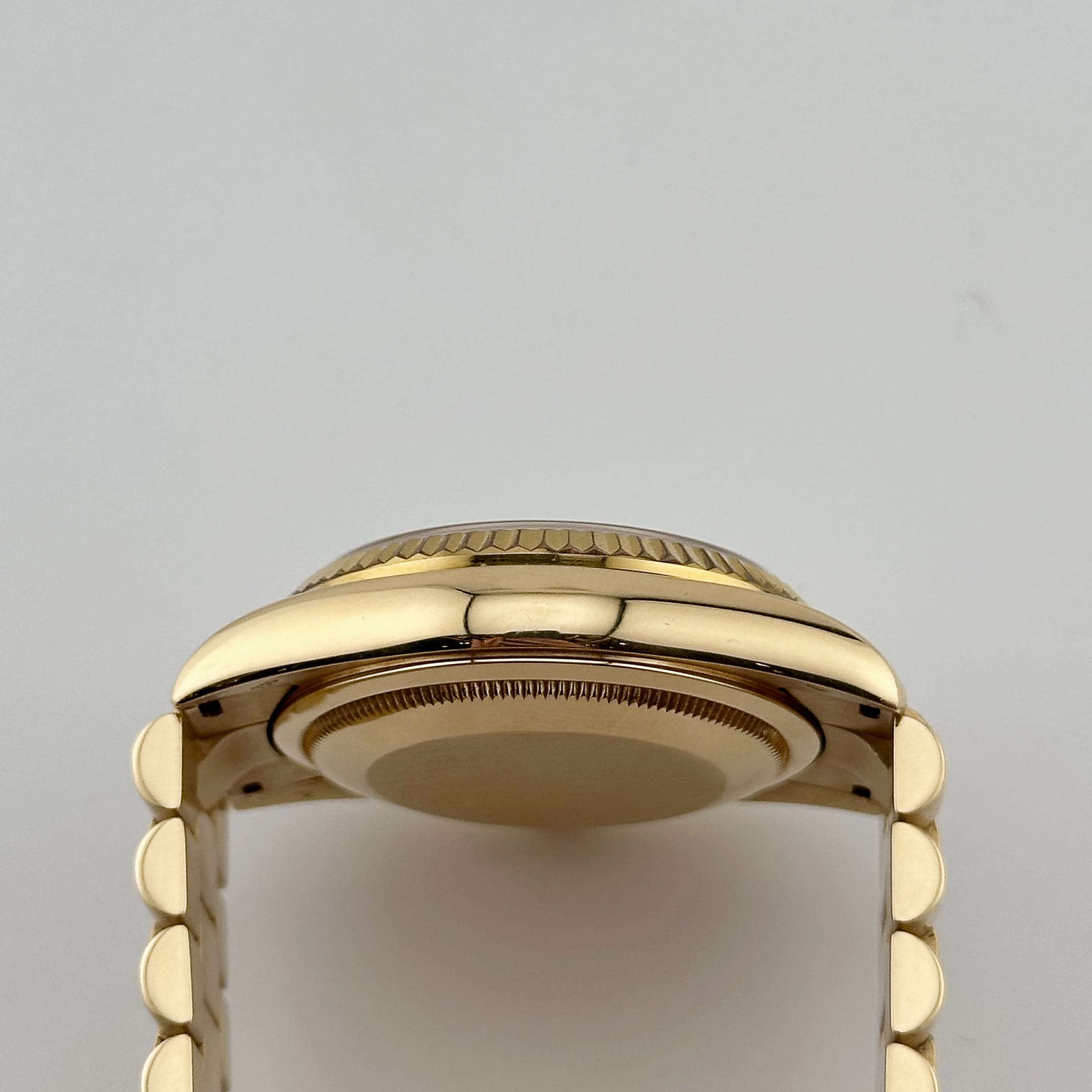 Lorin Daydate 238 36mm Yellow Gold Black
